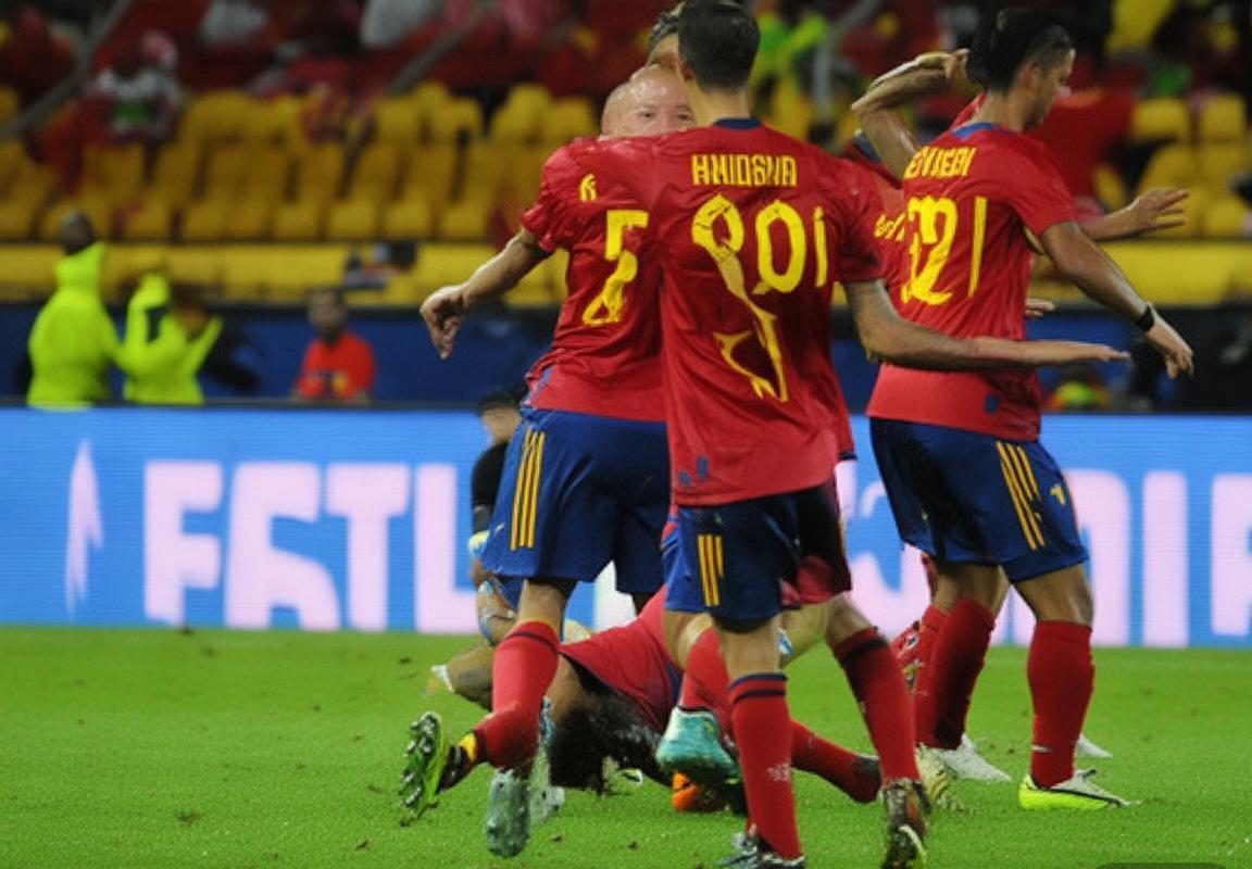 厄瓜多尔vs智利友谊赛：激情碰撞与足球文化盛宴(图2)